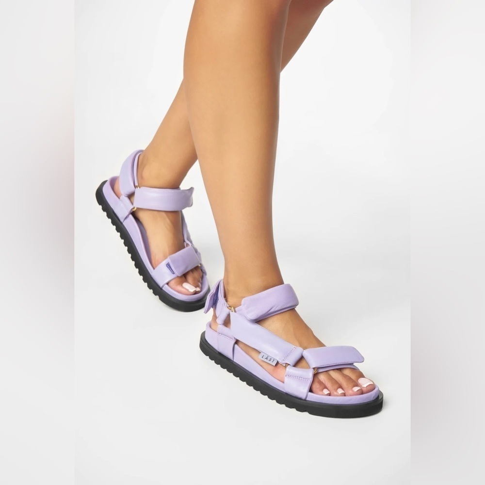 Läst Flora Leather Sandals Lavender Purple Strappy US 8 39 EUC